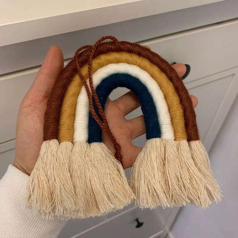 Makramee Regenbogen Wandbehang – Boho Kinderzimmer Dekor