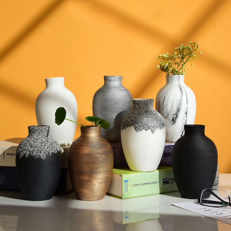 Minimalistische Keramikvase