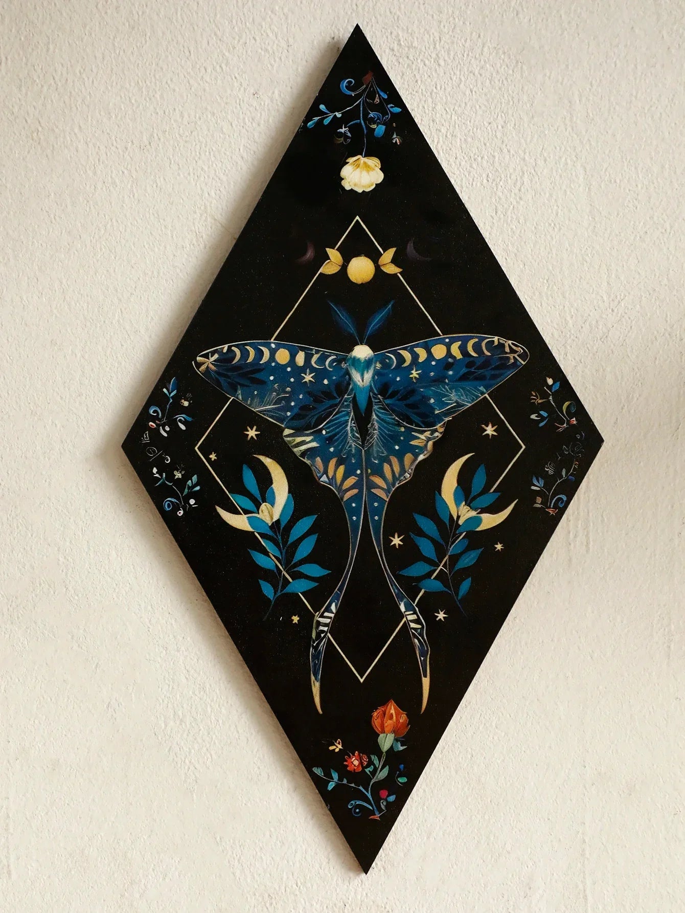 Schmetterling & Mond Holz Wandkunst – Handgemalte nordische Boho Wohnkultur Akzent