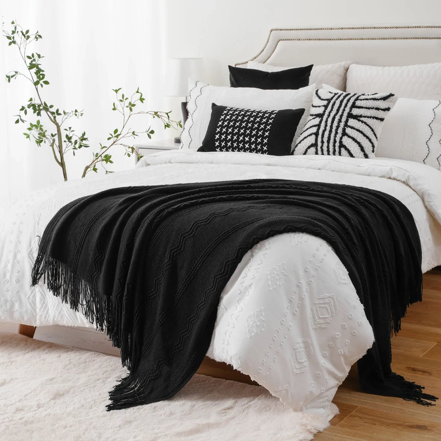 Boho Strickdecke – Weiche leichte Acryl-Decke mit Fransen