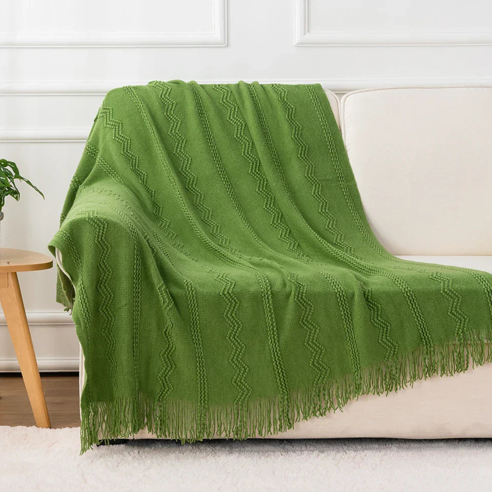 Boho Strickdecke – Weiche leichte Acryl-Decke mit Fransen