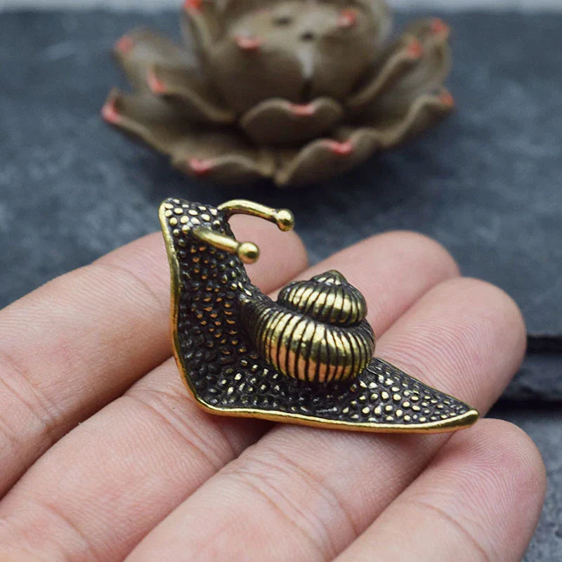 Boho Wohnkultur Mini Schnecke Metall Ornament – Bronze Dekoratives Accessoire für Wohnzimmer, Schlafzimmer & Arbeitszimmer